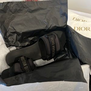 DIO(R)EVOLUTION SLIDE